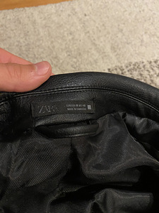 Кожаная куртка Zara (2 фото из 4)