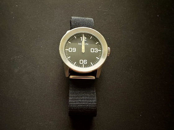 Наручные часы Nixon Private