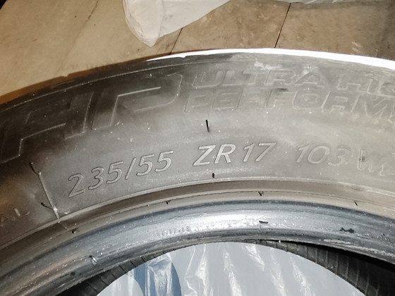 235/55 ZR17 103W XL Kormoran Ultra High Performance