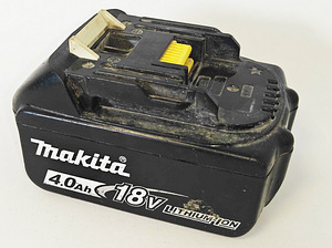 Aku Makita 4.0Ah 18V Li-ion (2 foto / 2)