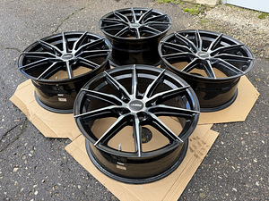 19" ABS veljed 5x112 + andurid (2 foto / 8)