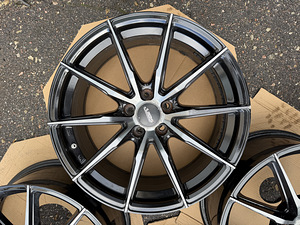 19" ABS veljed 5x112 + andurid (5 foto / 8)