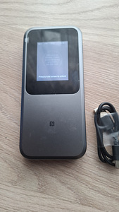 Мобильный роутер ZTE (1 фото из 3)