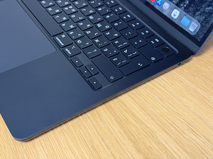 Apple Macbook Air 13 M2 8/256GB Midnight ENG/RUS, aku 100% (4 foto / 7)