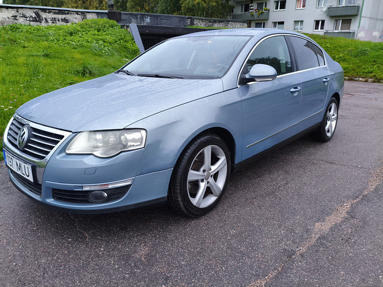 VW Passat, Highline -2.0(147kw)2009 г.