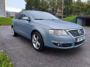 VW Passat, Highline -2.0(147kw)2009. (4 foto / 12)