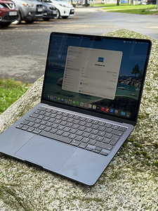MacBook Air M2 13,6” — 16/256 GB (1 foto / 7)