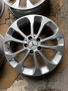 17" оригинальные диски Mercedes-Benz 5x112 + датчики (3 фото из 9)