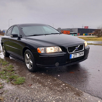 Volvo S60 2.4D manual 2008a - Varuosadeks / Tervikuna