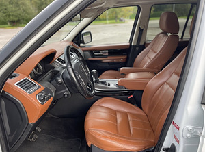 Range Rover Sport 2011 (8 фото из 10)