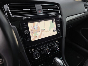 Volkswagen Golf JOIN Edition 1.6 TDI 85 кВт (14 фото из 15)