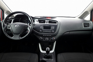 Kia Ceed Comfort 1.6 CRDi 94kW (5 фото из 7)