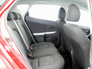 Kia Ceed Comfort 1.6 CRDi 94kW (7 фото из 7)