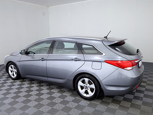 Hyundai i40 Luxury ATM 1.7 CRDi 100kW (4 фото из 7)