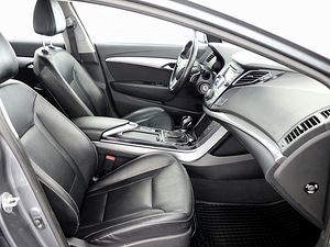 Hyundai i40 Luxury ATM 1.7 CRDi 100kW (6 фото из 7)