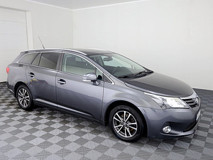 Toyota Avensis Linea Sol Facelift 2.0 D-4D 91kW (1 фото из 8)