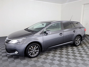 Toyota Avensis Linea Sol Facelift 2.0 D-4D 91kW (2 фото из 8)