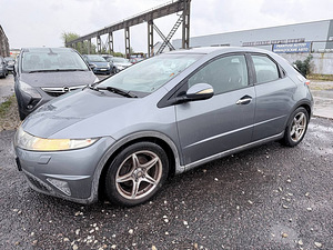 Honda Civic Elegance 1.3 61kW (2 фото из 7)