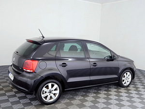 Volkswagen Polo Comfortline 1.6 TDI 66kW (3 фото из 7)