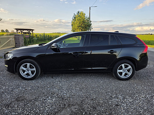 Volvo V60 City Safety 2.0 D2 88kW (4 foto / 15)