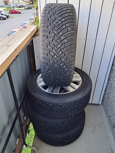 Müün 4 tk talverehvide komplekti (2 foto / 3)