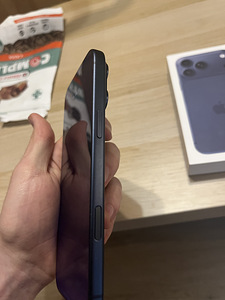 iPhone 17 pro max 512gb синий (5 фото из 8)