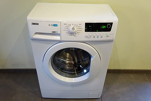 Pesumasin Zanussi ZWSO7100V sügavus 34cm, tasuta transport (1 foto / 3)