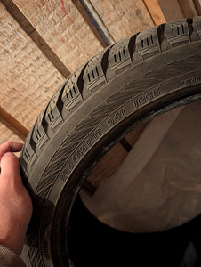 Шипованные шины Yokohama ice GUARD iG65, 225/45R17 94 T XL studd (3 фото из 5)