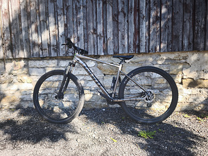 Giant talon 4 (1 foto / 3)