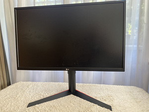 LG 27GK750F-B 27″ 240Hz mängumonitor / игровой монитор – väg (1 фото из 4)