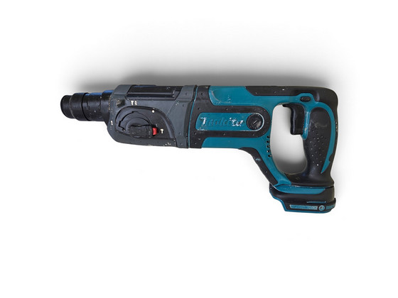 Аккумуляторный перфоратор Makita DHR241 P2