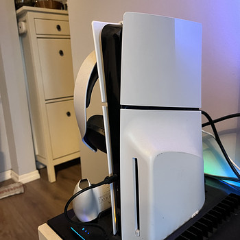 PS5 Slim Disc + 2 пульта + гарнитура Pulse 3D + зарядная подставка