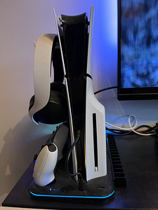 PS5 Slim Disc + 2 pulti + Pulse 3D peakomplekt + laadimisalu (3 foto / 3)