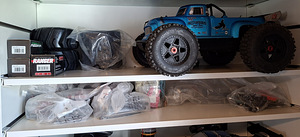 Arrma Notorious + много запчастей и аккумуляторы 3×6S (6 фото из 6)