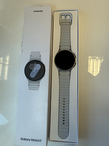 SAMSUNG WATCH 7 44mm (1 foto / 4)