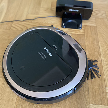 Робот-пылесос Miele Scout RX3 Home Vision HD — очень мало использовался