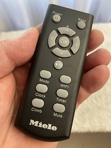 Робот-пылесос Miele Scout RX3 Home Vision HD — очень мало использовался (6 фото из 6)