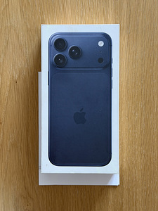 Apple iPhone 17 Pro Deep Blue 256GB новый, гарантия 09.2027 (1 фото из 2)