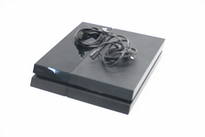 Mängukonsool Sony Playstation 4 500GB (2 foto / 2)