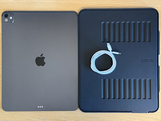 Apple iPad Pro 13 M5 256GB SpB WiFi, аккумулятор 100%, гаран