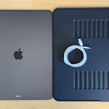 Apple iPad Pro 13 M5 256GB SpB WiFi, аккумулятор 100%, гарантия 03.27