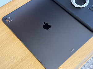 Apple IPad Pro 13 M5 256GB SpB Wifi aku 100%, garantii 03.27 (2 foto / 10)