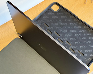 Apple IPad Pro 13 M5 256GB SpB Wifi aku 100%, garantii 03.27 (3 foto / 10)