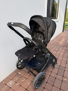 Прогулочная коляска Cybex Balios S Lux, Moon Black (1 фото из 5)