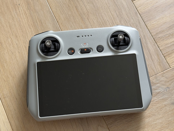 DJI mini 3 pro RC (RM 330)