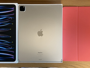 Apple iPad Pro 12.9 M2 256GB WiFi+Cellular Space Gray (1 foto / 7)