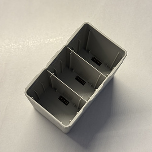 DJI mini 3 pro battery and charging hub (4 foto / 7)