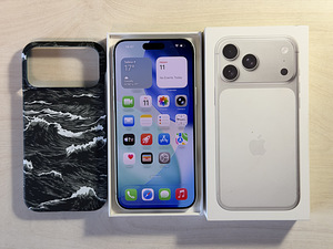 Apple iPhone 17 Pro Max Silver 256GB как новый! Гарантия (6 фото из 10)