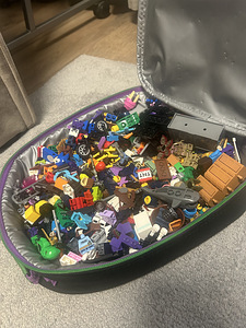 MÜÜDUD Lego klotsid (minifiguurid ja tarvikud 17,5 kg kokku) (4 foto / 5)