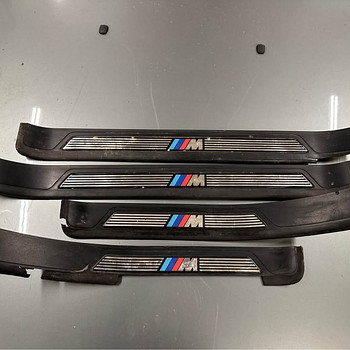 BMW E39 Mpaketi lävepaku liistud